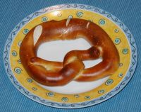 pretzel, copyright 2002 Robbin D. Knapp